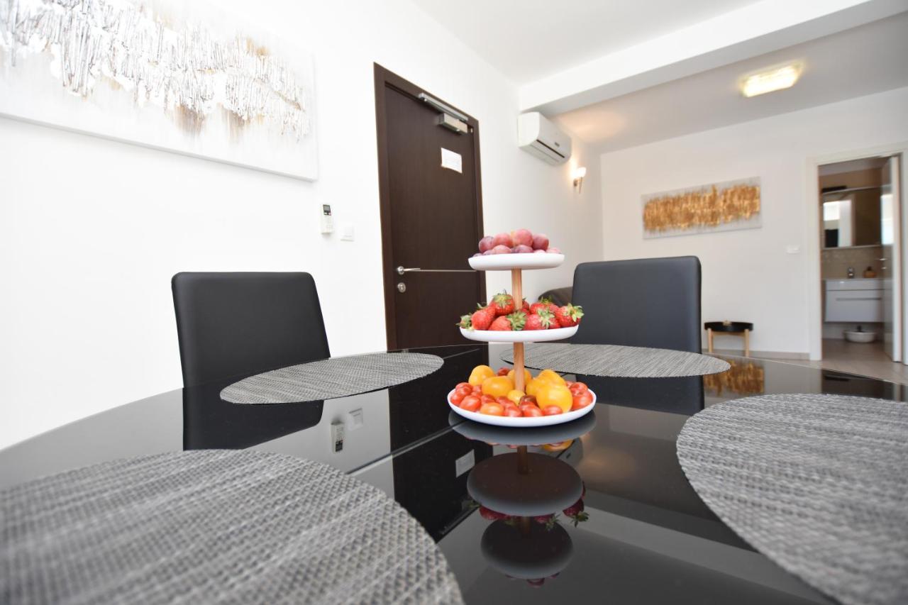Apartments Nika พรีมอชเตน ภายนอก รูปภาพ